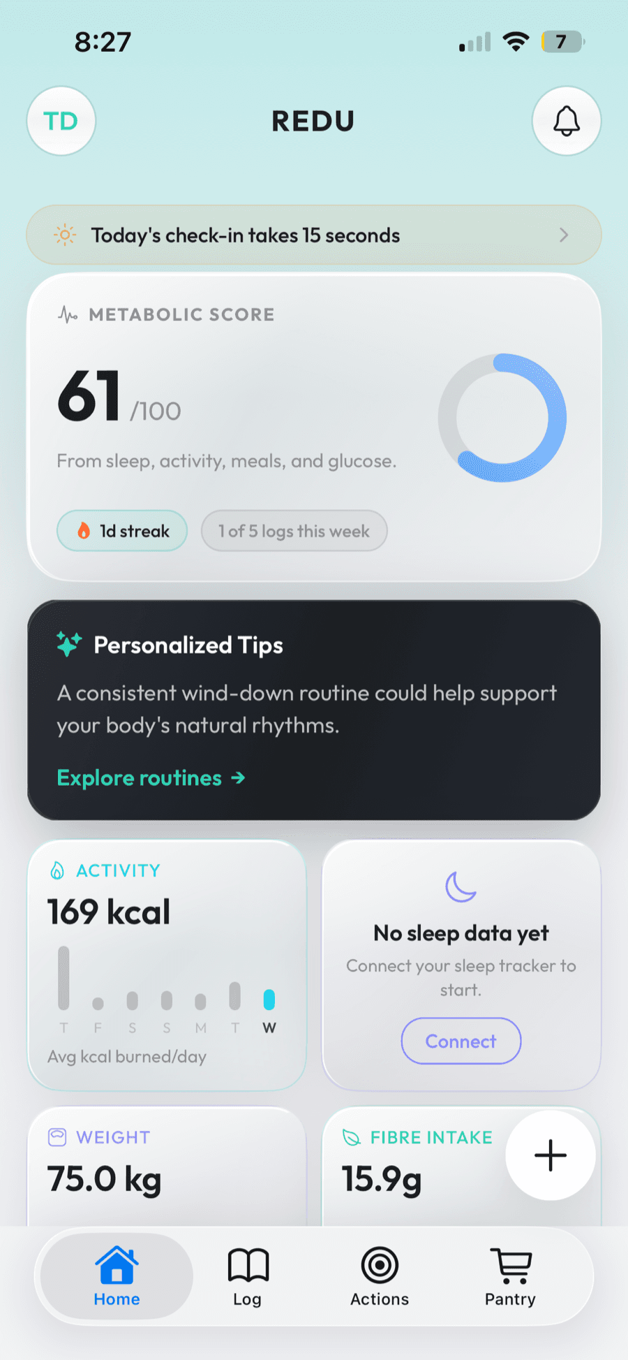 The Redu patient app home screen: metabolic score, personalized tips, and daily logging.